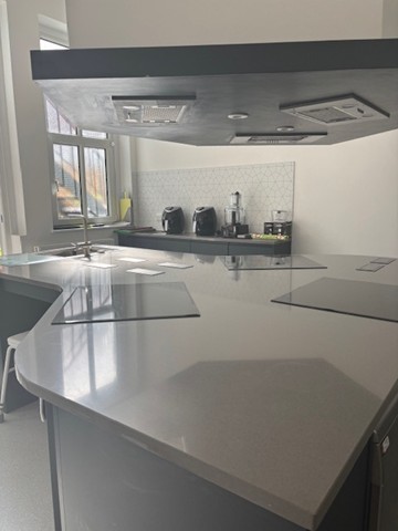 kitchen pic 1.jpg